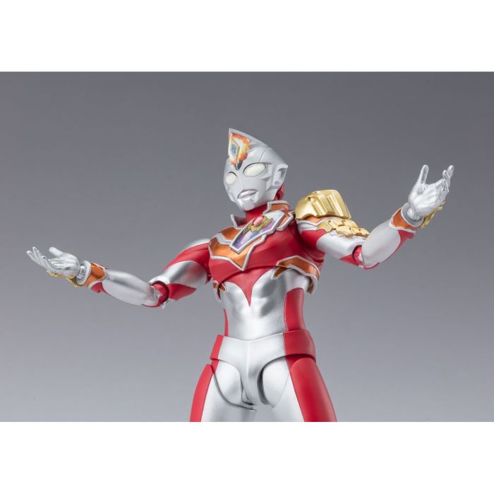 SHFiguarts Ultraman Decker Strong Type