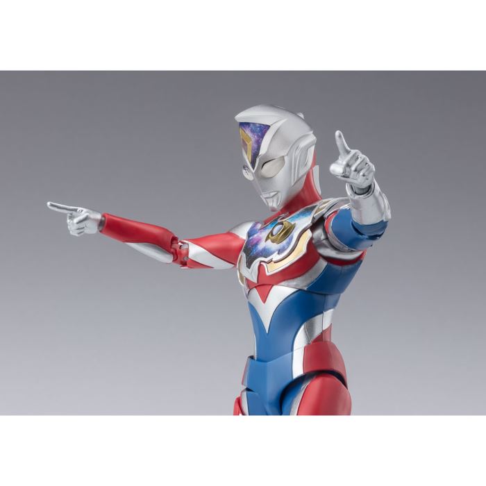 SHFiguarts Ultraman Decker Strong Type