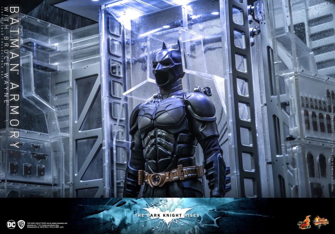 Batman: The Dark Knight Rises - Batman Armory & Bruce Wayne Set 1/6