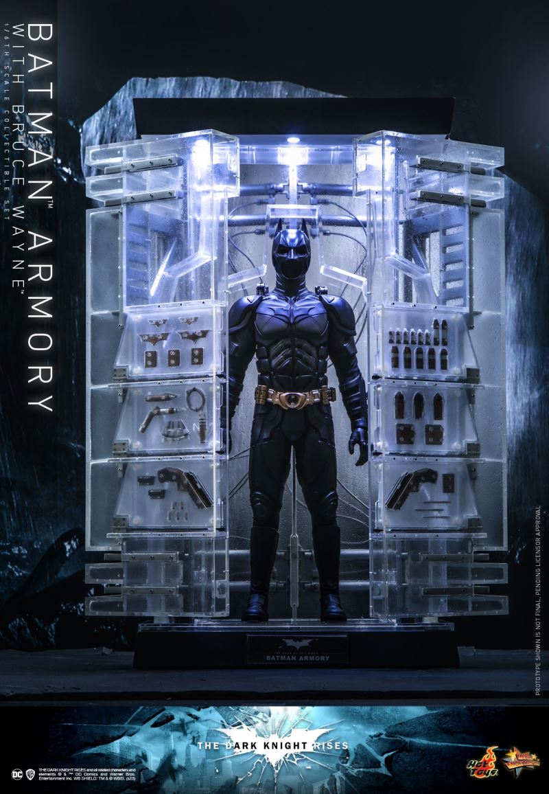 Batman: The Dark Knight Rises - Batman Armory & Bruce Wayne Set 1/6