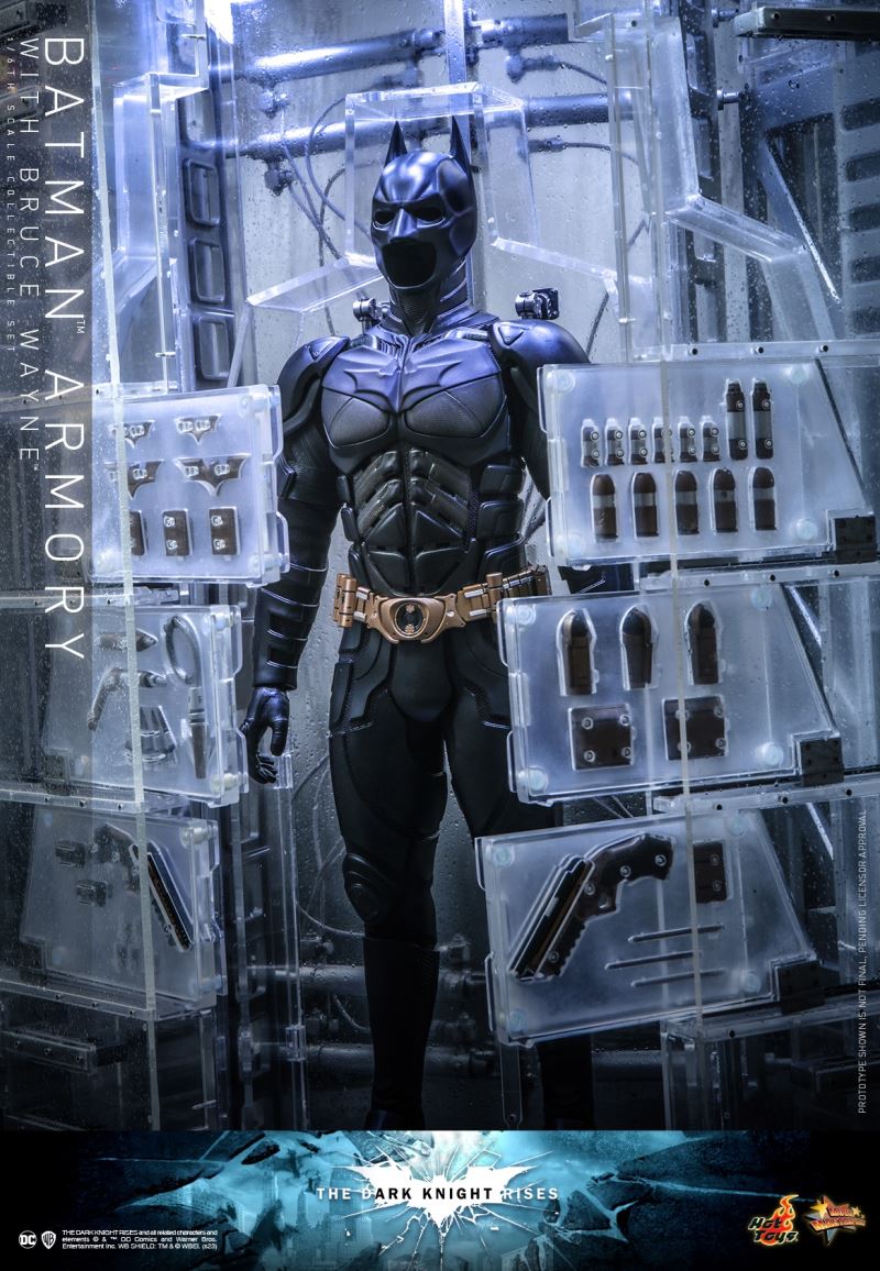 Batman: The Dark Knight Rises - Batman Armory & Bruce Wayne Set 1/6