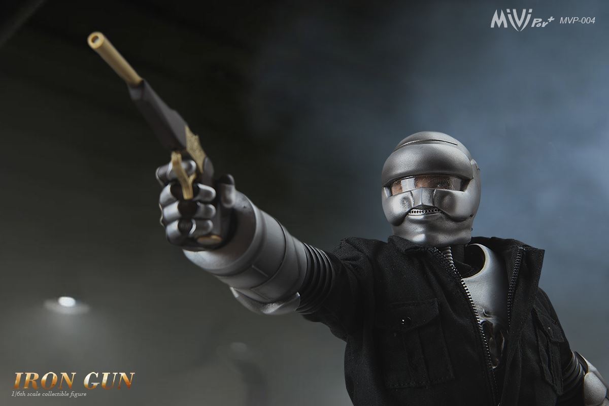 The Man with the Golden Gun 1/6
