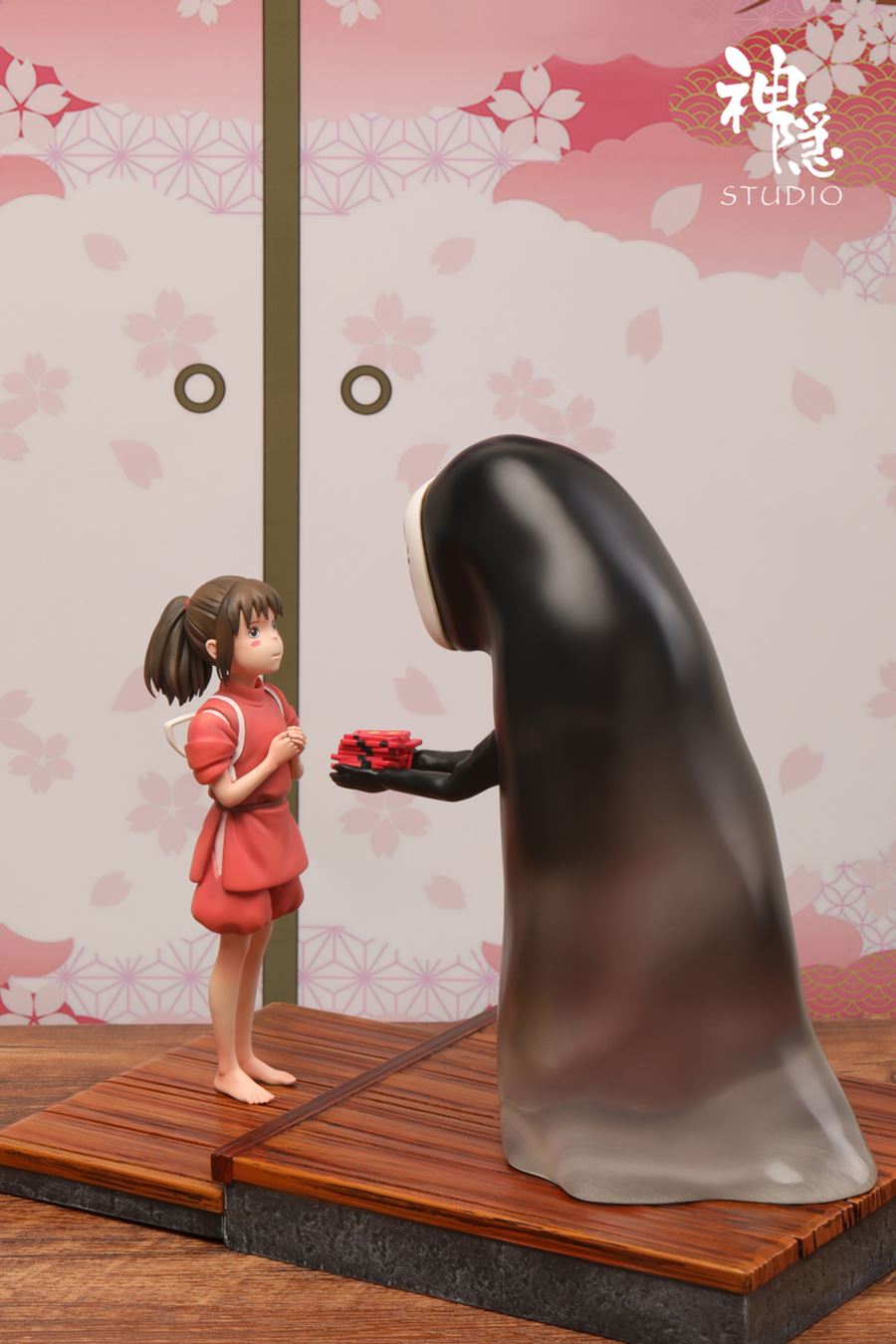 Chihiro & No-Face - Spirited Away