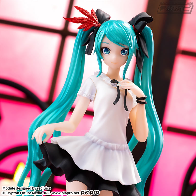 DIVA MEGA 39's Luminasta Hatsune Miku-Supreme