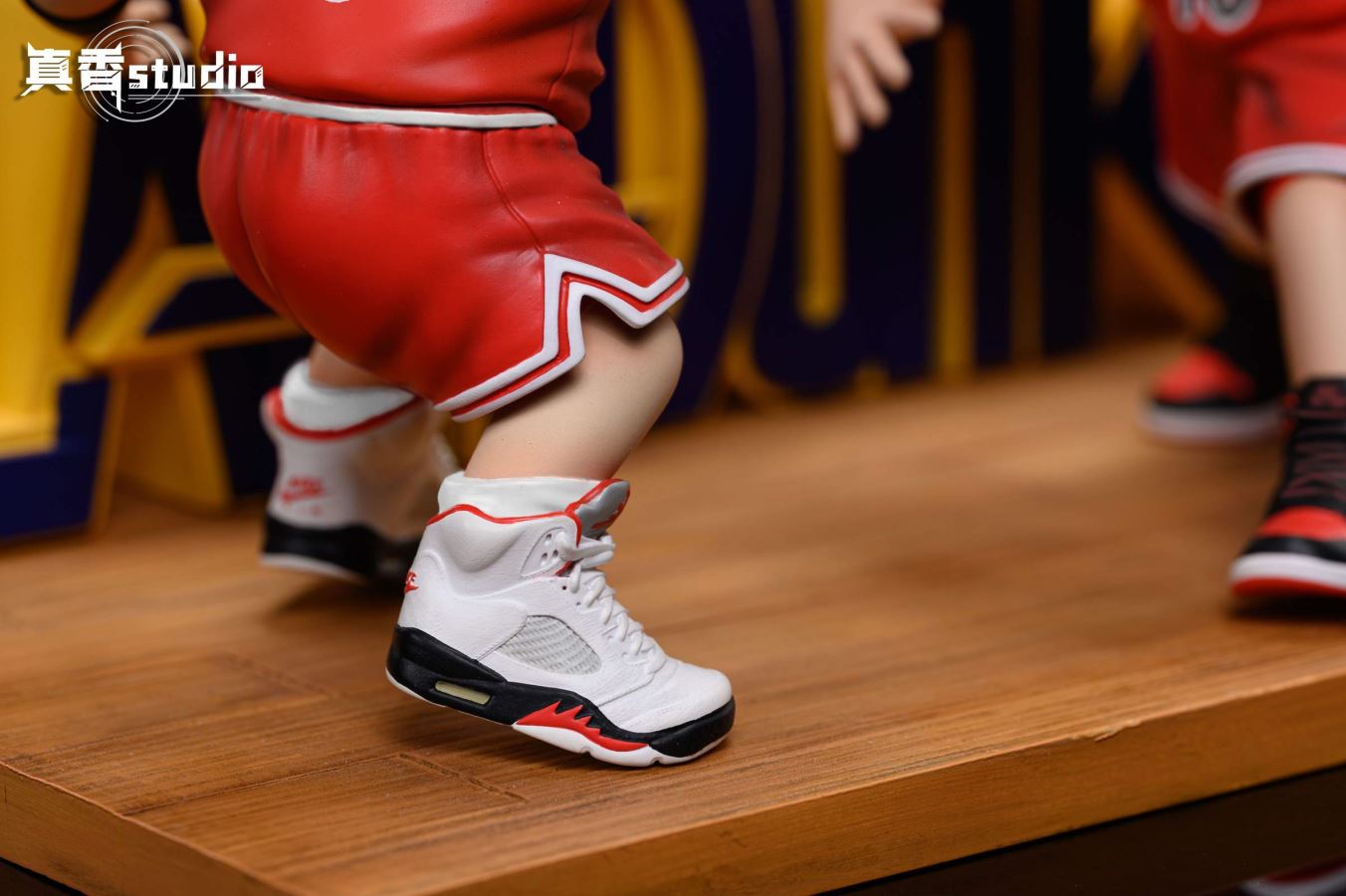 Kaede Rukawa & Hanamichi Sakuragi High Five – SLAM DUNK