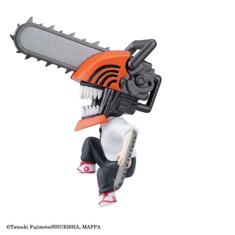 Sitting Chainsaw Man