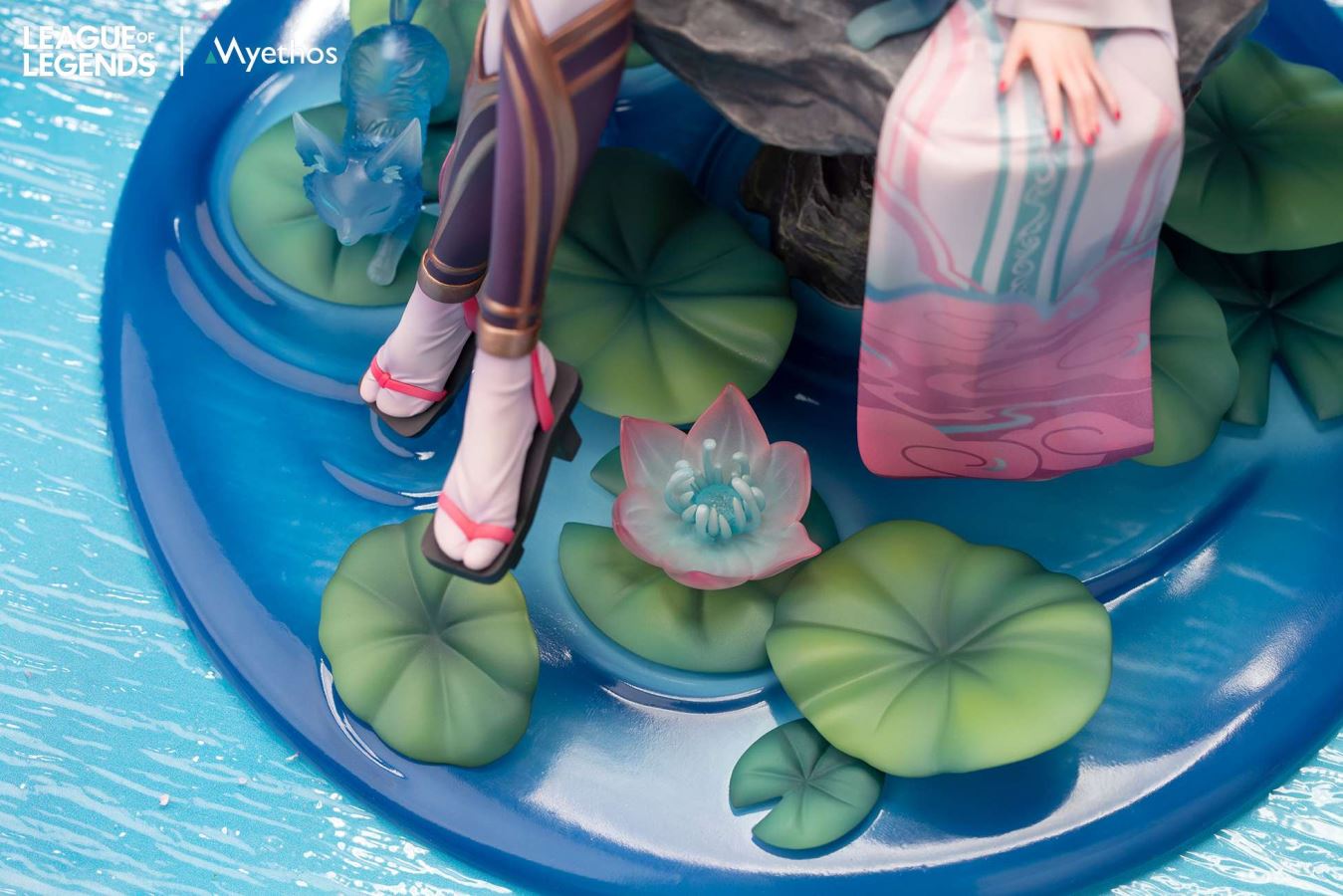 Spirit Blossom Ver. Ahri - League of Legends