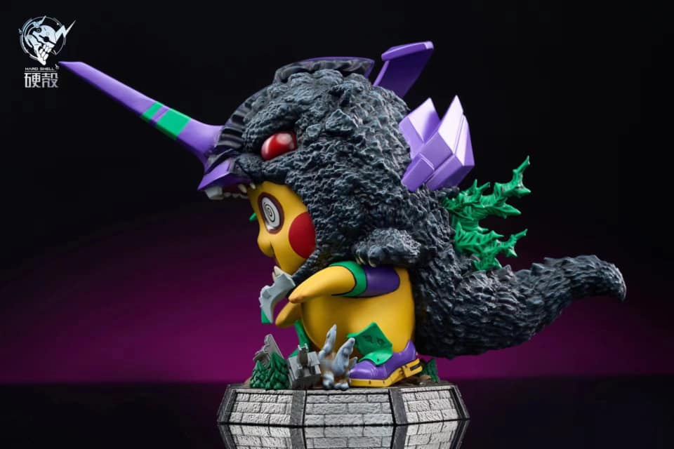 Pikachu cos Godzilla Beast EVA