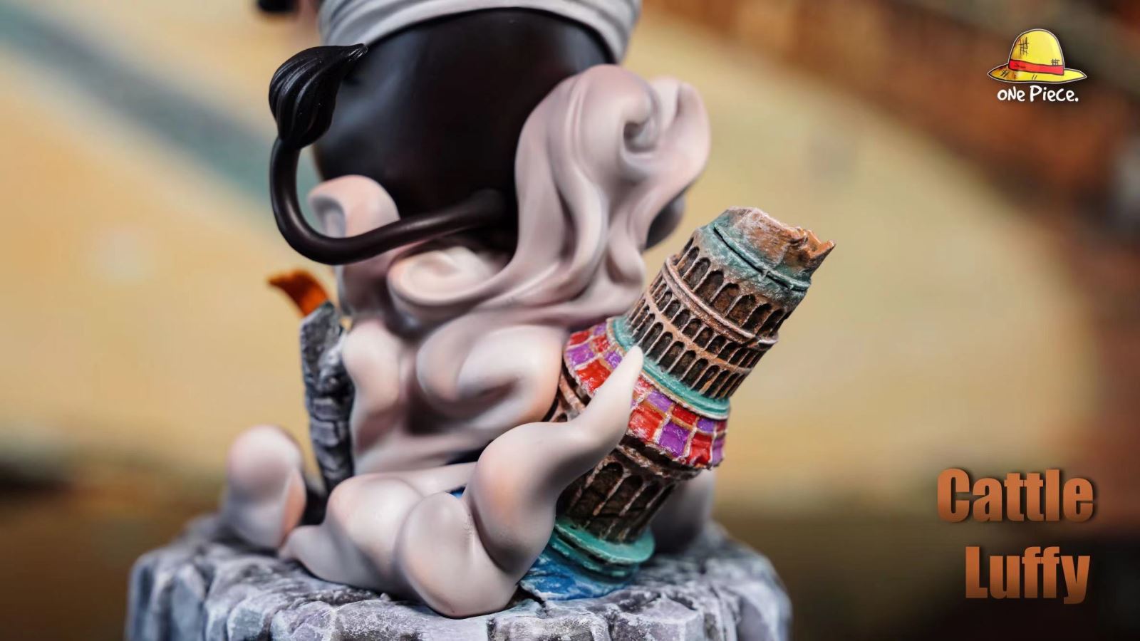 Luffy carrying the Bull - One Piece