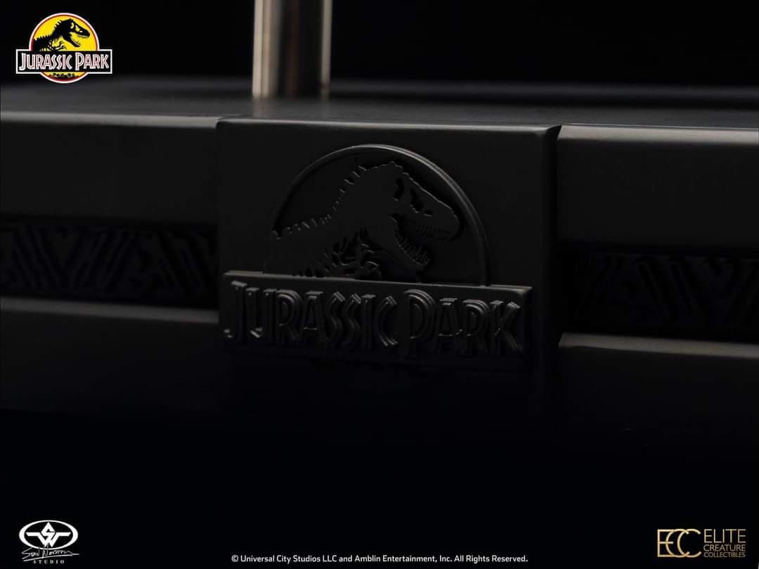 Velociraptor Eye Prop Replica - Jurassic Park