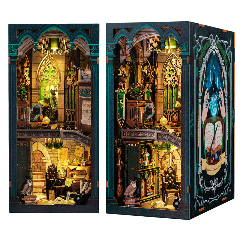 Miniature Doll House Darkness Common Room Wooden Wooden Handmade Kit