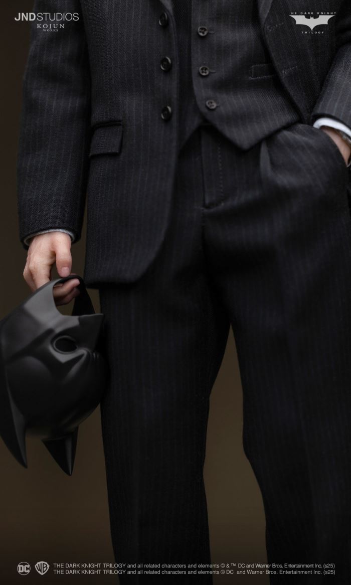 Batman - Bruce Wayne : The Dark Knight 1/6