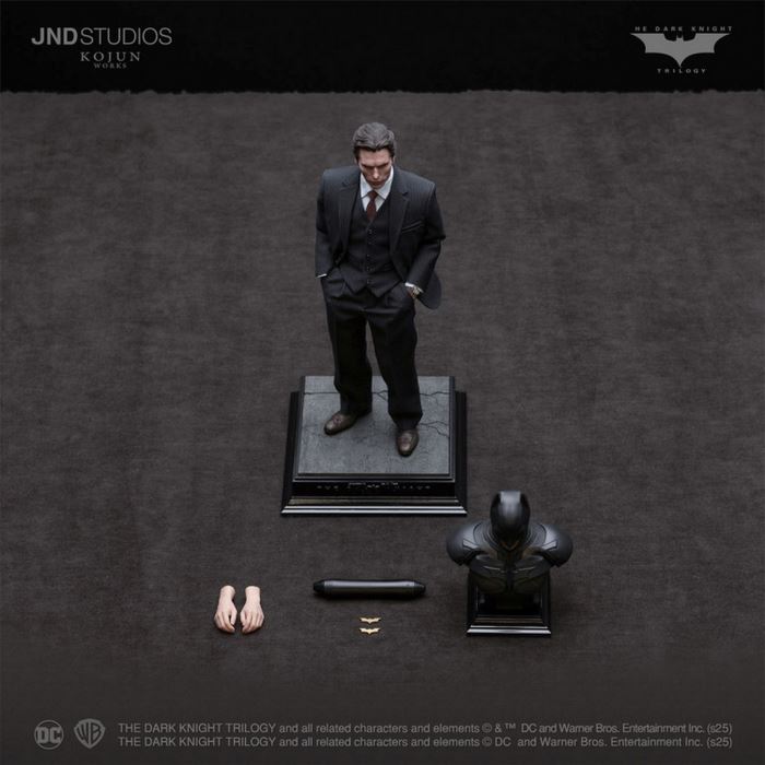Batman - Bruce Wayne : The Dark Knight 1/6