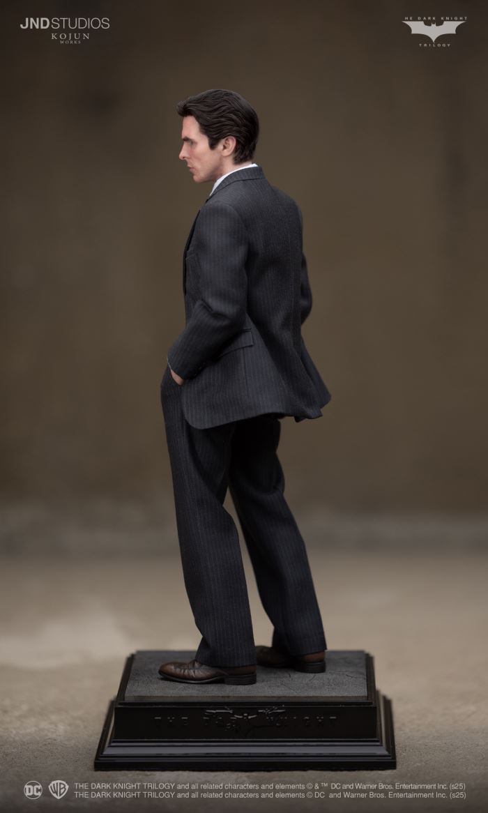 Batman - Bruce Wayne : The Dark Knight 1/6