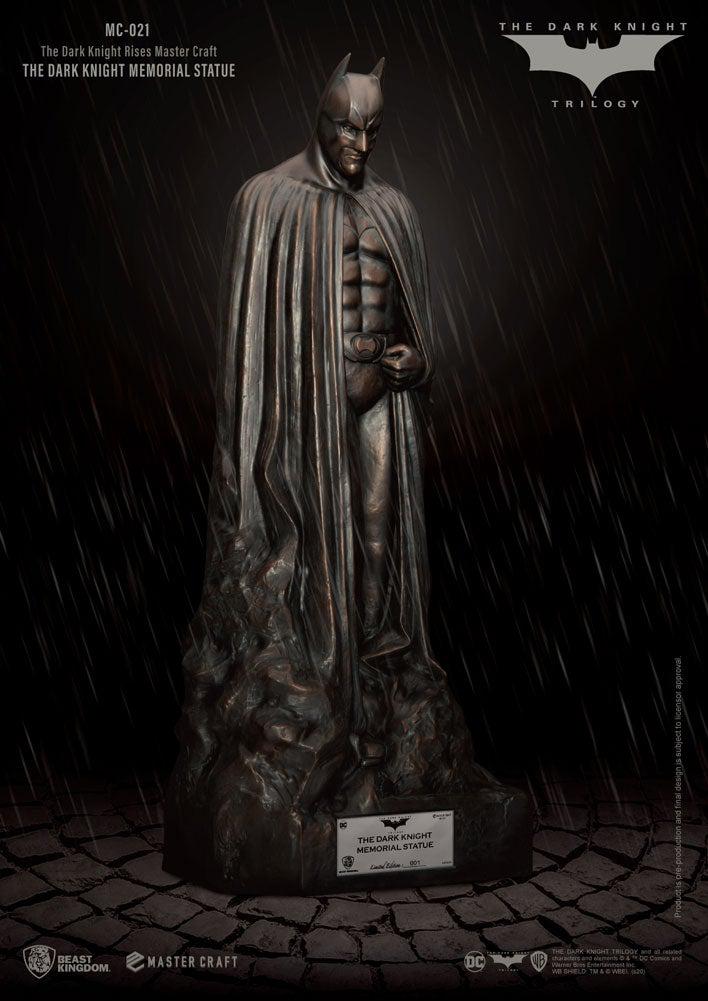 BATMAN: THE DARK KNIGHT MEMORIAL STATUE