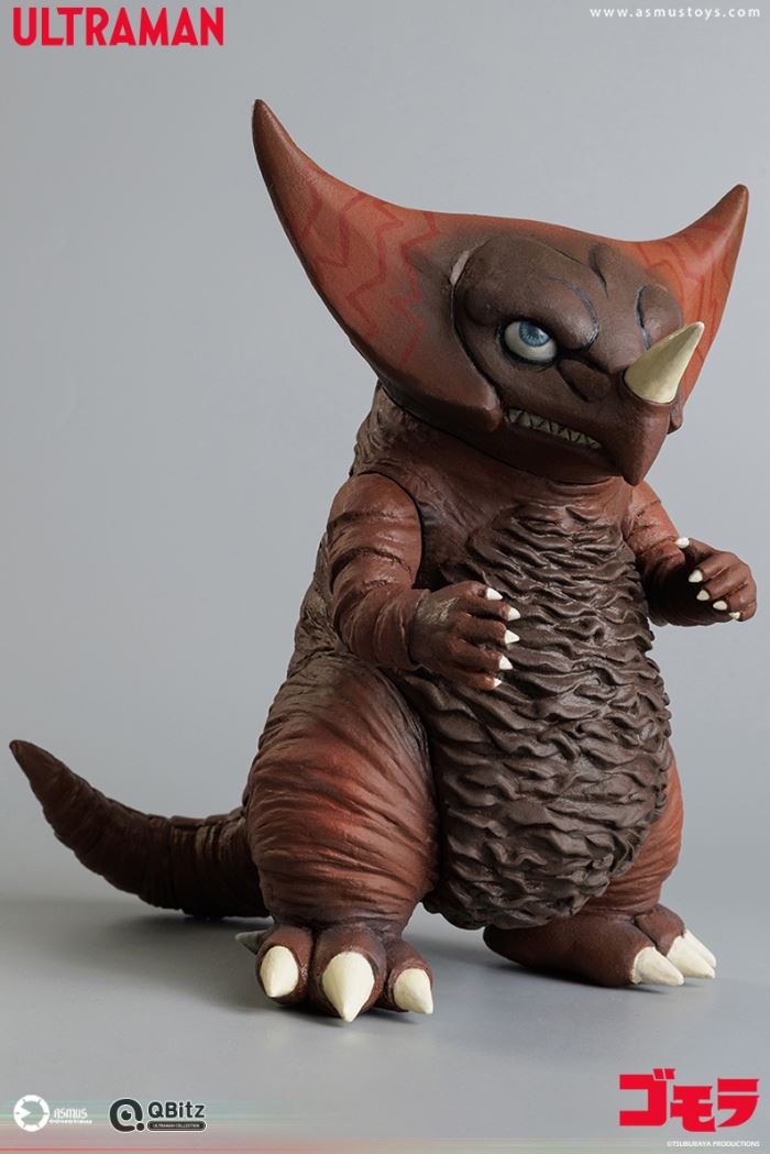 Ultraman Zero (QBXL001), Ultraman Z (QBXL002), Gomora