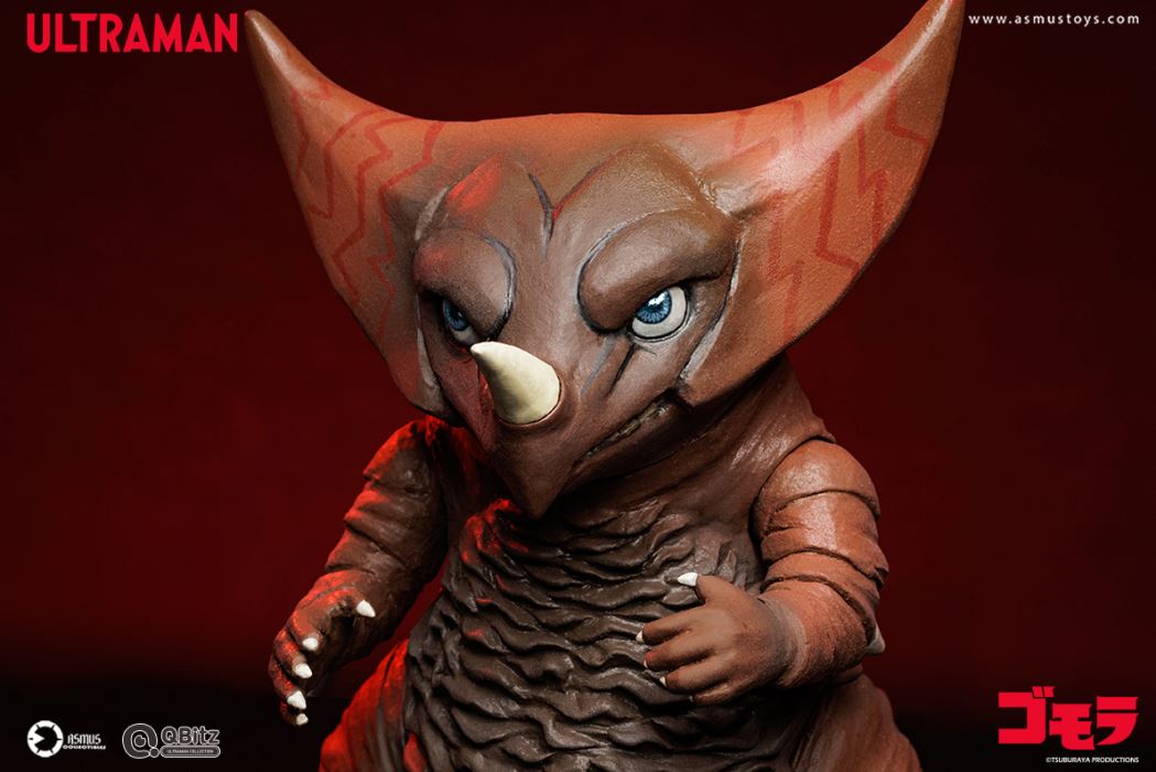 Ultraman Zero (QBXL001), Ultraman Z (QBXL002), Gomora