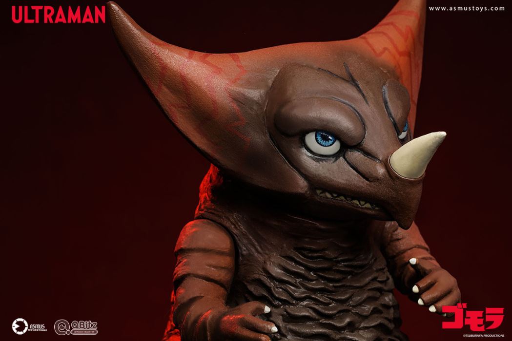 Ultraman Zero (QBXL001), Ultraman Z (QBXL002), Gomora