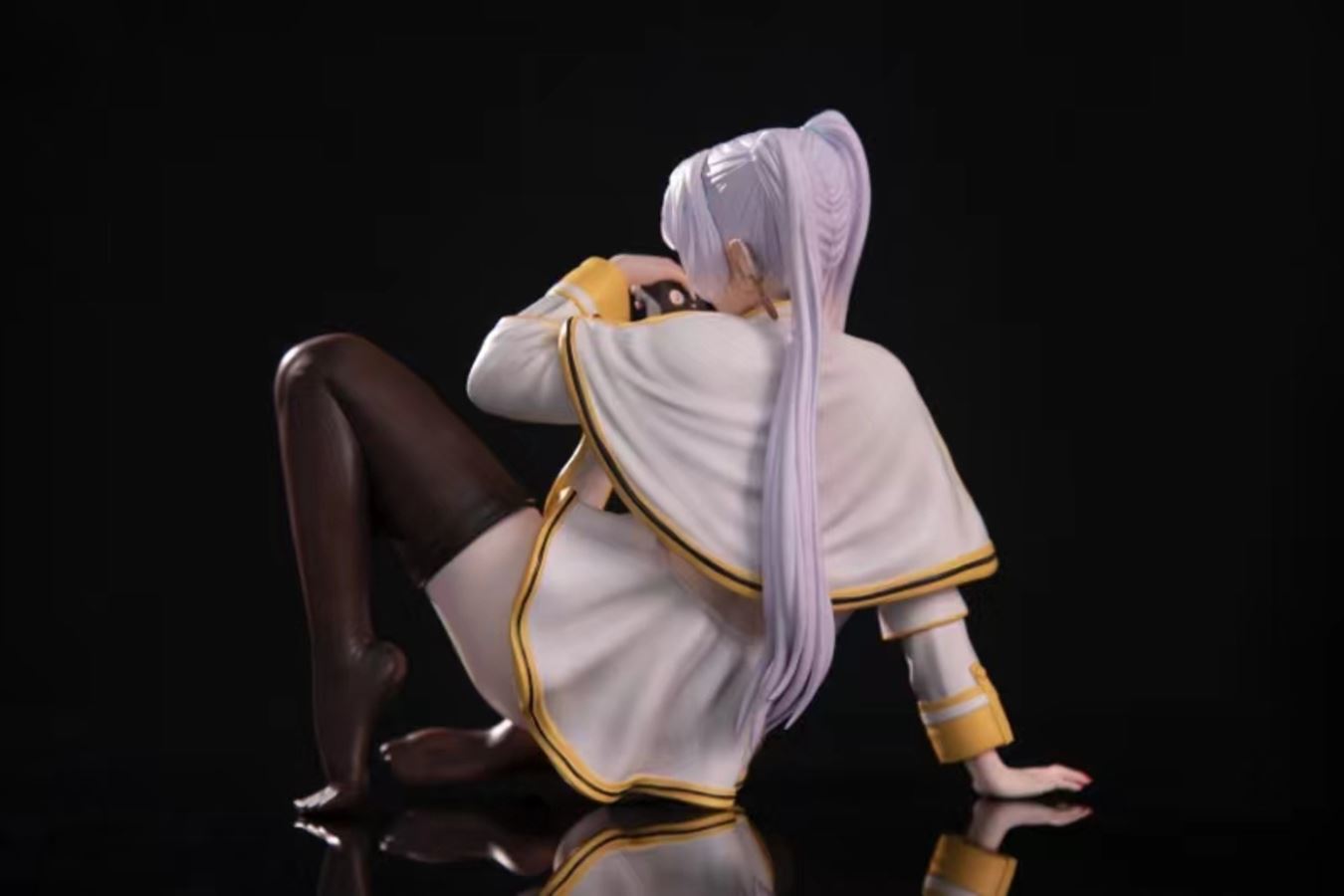 Frieren: Beyond Journey's End Frieren 1/6