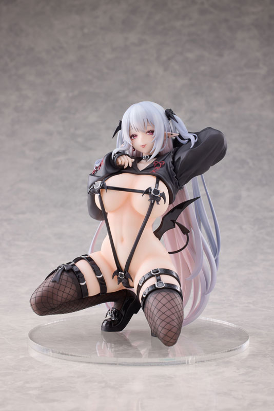 White-haired hoodie succubus Illustrated by Sora Naniiro 1/6