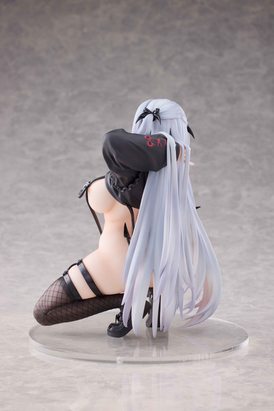 White-haired hoodie succubus Illustrated by Sora Naniiro 1/6