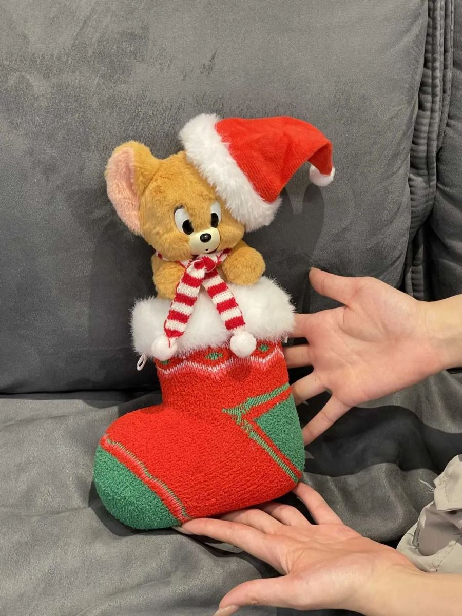 Jerry Christmas Sock Doll – Tom and Jerry