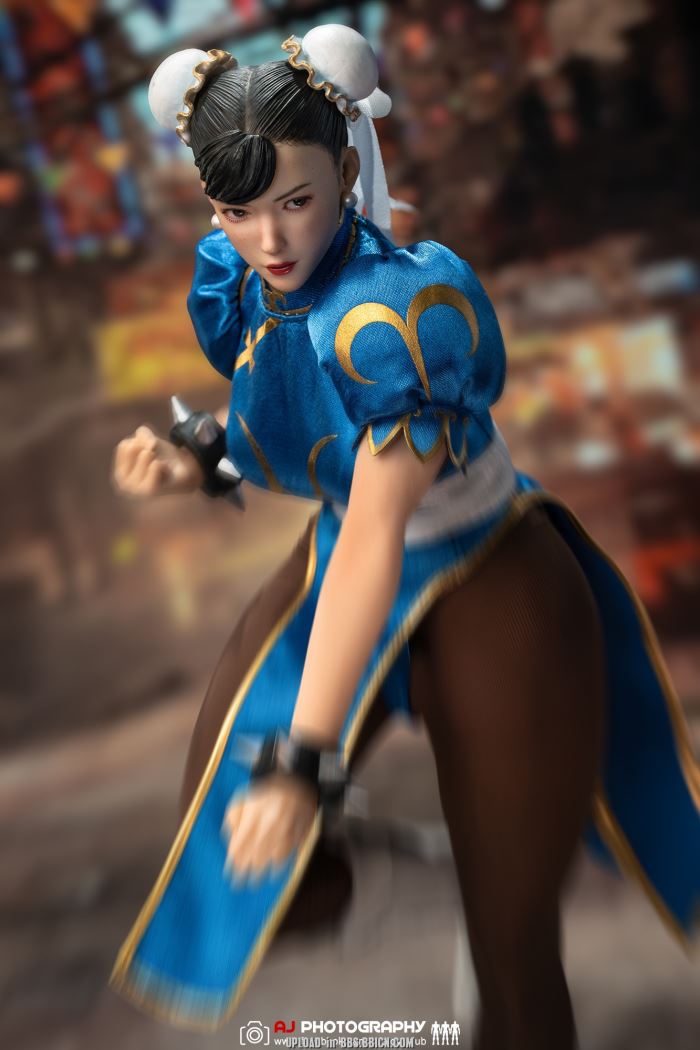 female fighter 1/6
