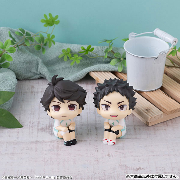 LookUp Haikyuu!! Uniform Ver - Toru Oikawa & Hajime Iwaizumi