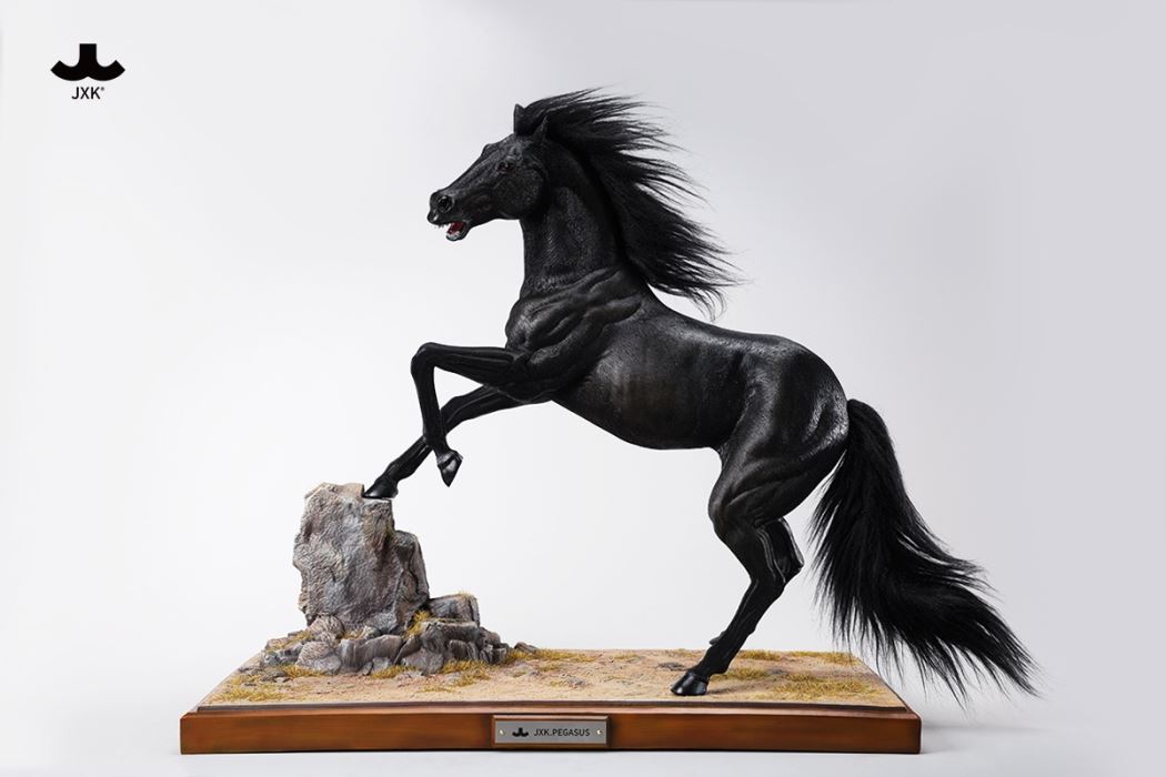 Pegasus Meteor Figurine 1/6