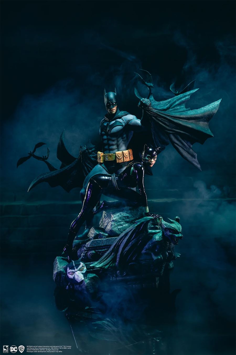 DC Batman & Catwoman Reunion 1/4 Scale Statue Exclusive Edition