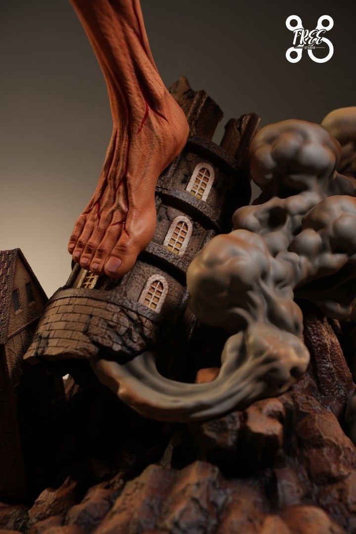 Attack Titan - Attack On Titan