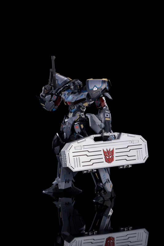 Tekkakuu Transformers SG Megatron