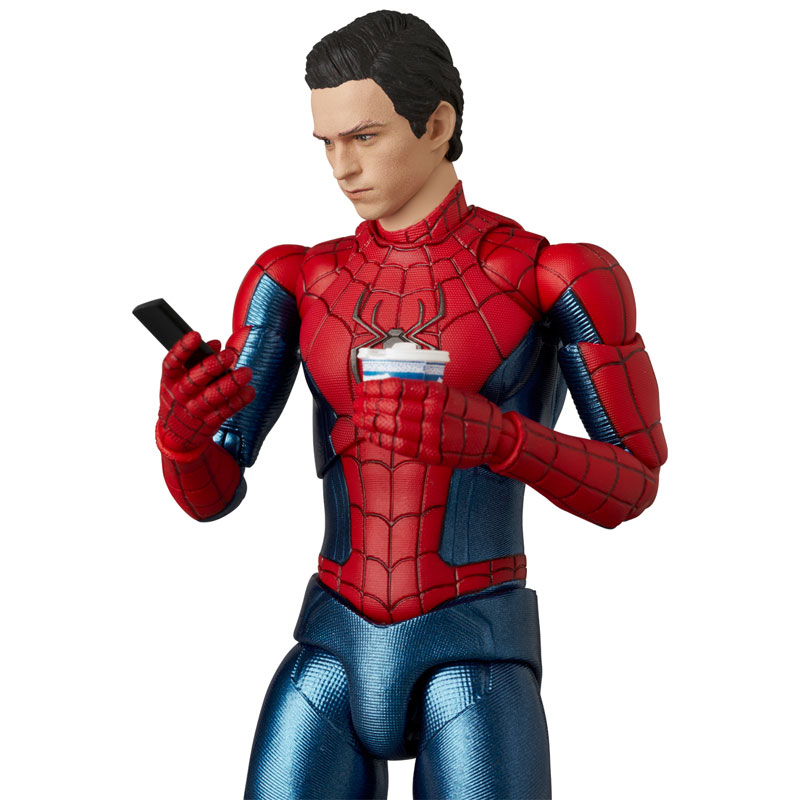 MAFEX SPIDER-MAN NEW RED & BLUE SUIT
