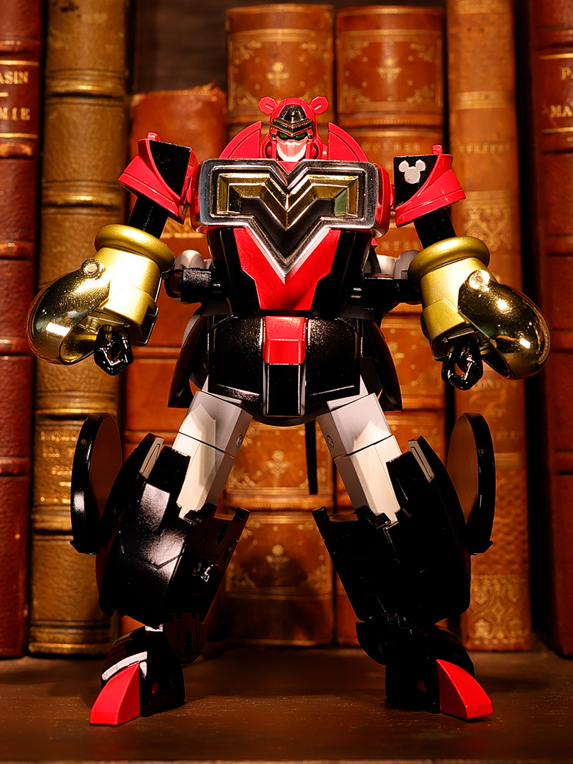 Super alloy super-shaped Mickey Mouse by Okawara Kunio