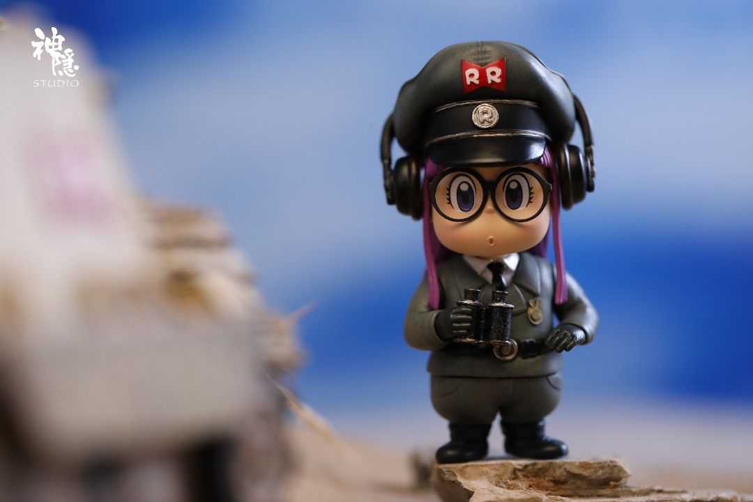 Arale Tank - Dr. Slump