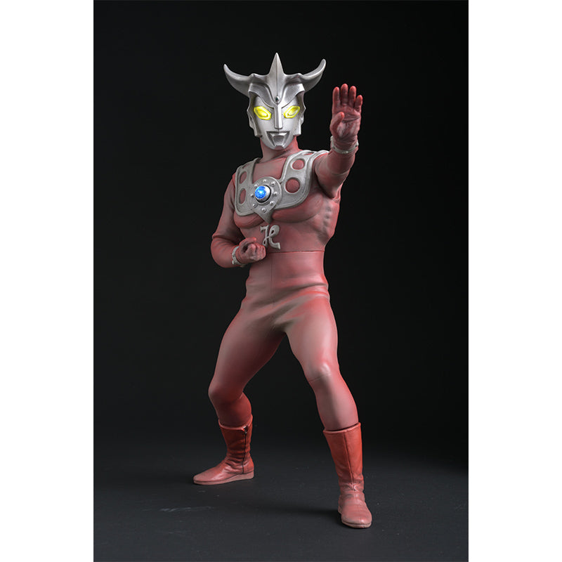 Special Effects Series Ultraman Leo & Astra Movie Image Ver. With LED lighting gimmick