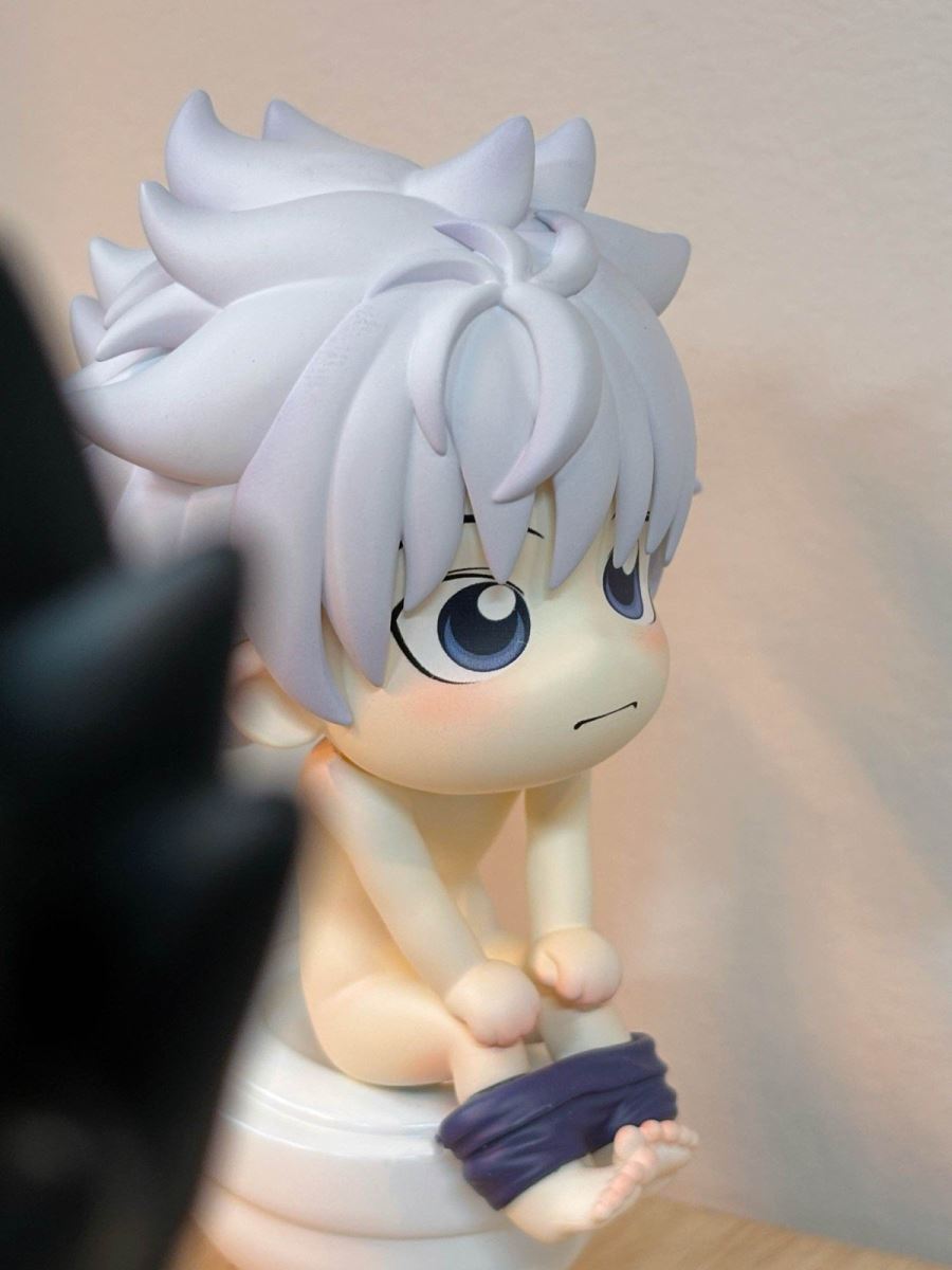 Little Killua Zoldyck on Toilet – HUNTER X HUNTER