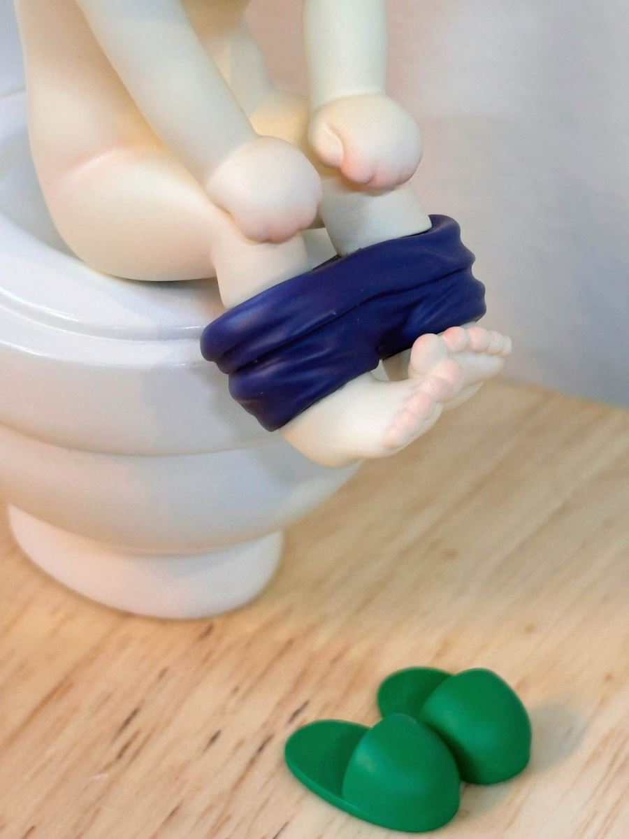 Little Killua Zoldyck on Toilet – HUNTER X HUNTER