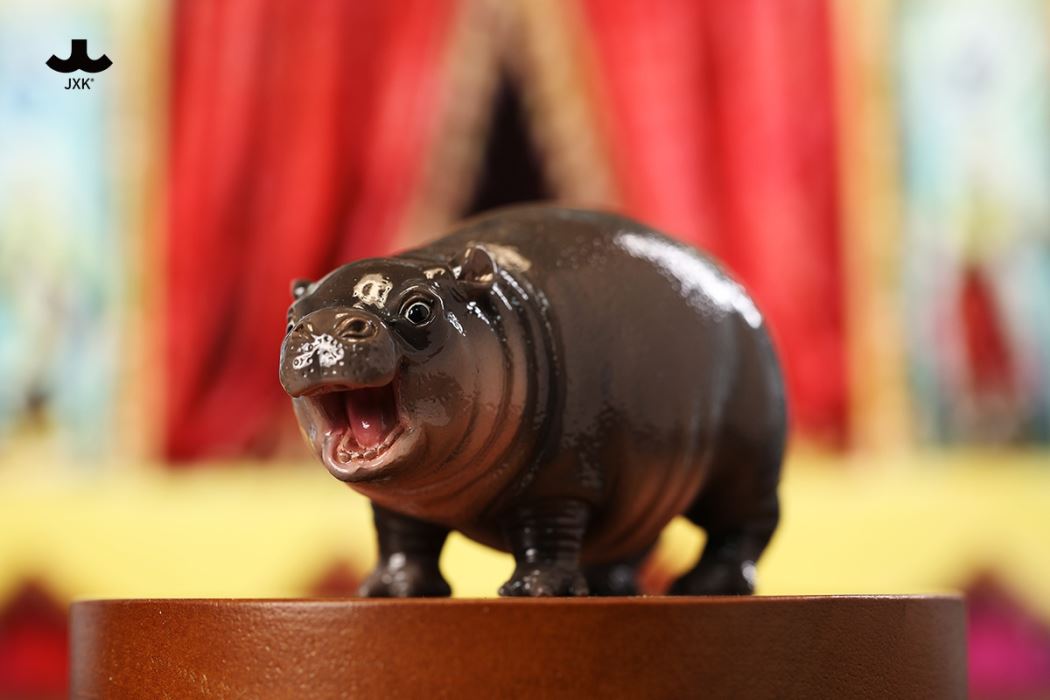 Baby Hippo Figurine 1/6