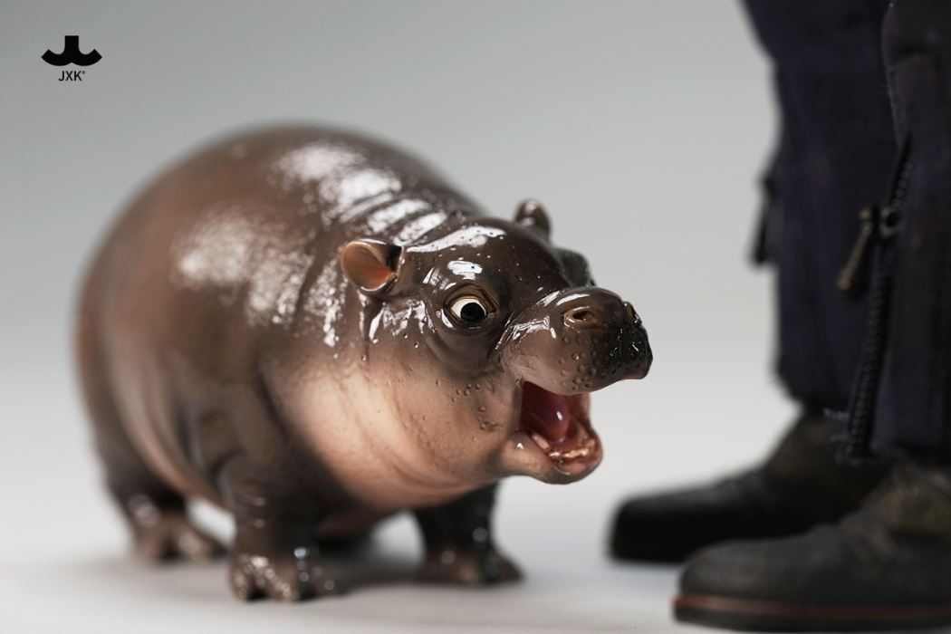 Baby Hippo Figurine 1/6