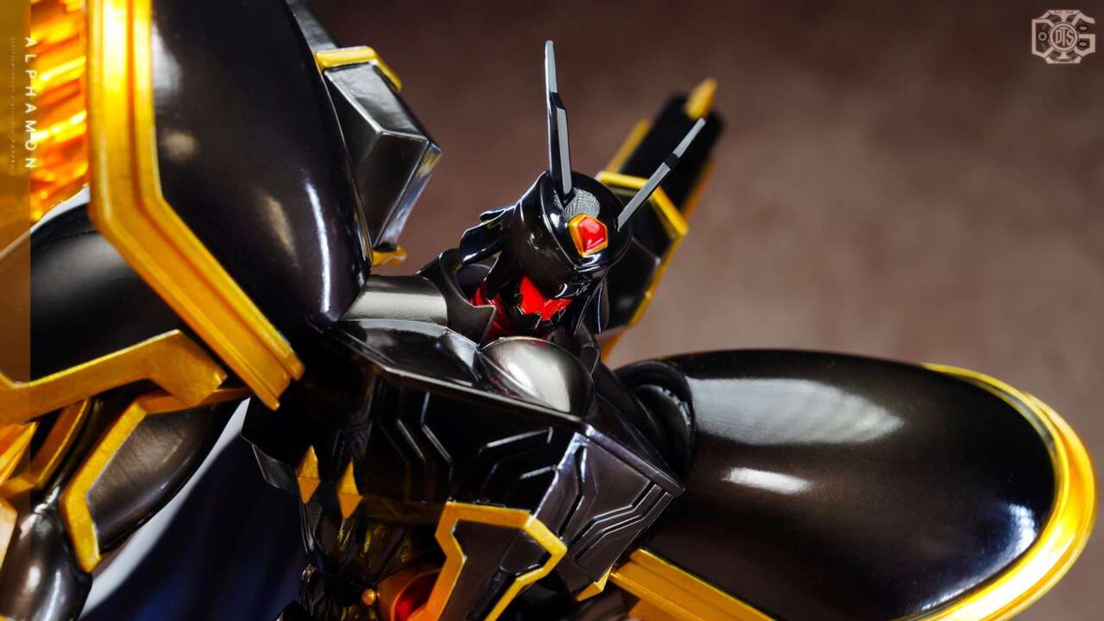Royal Knights Alphamon - Digimon