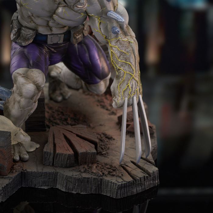 Weapon Hulk Premier Collection Statue