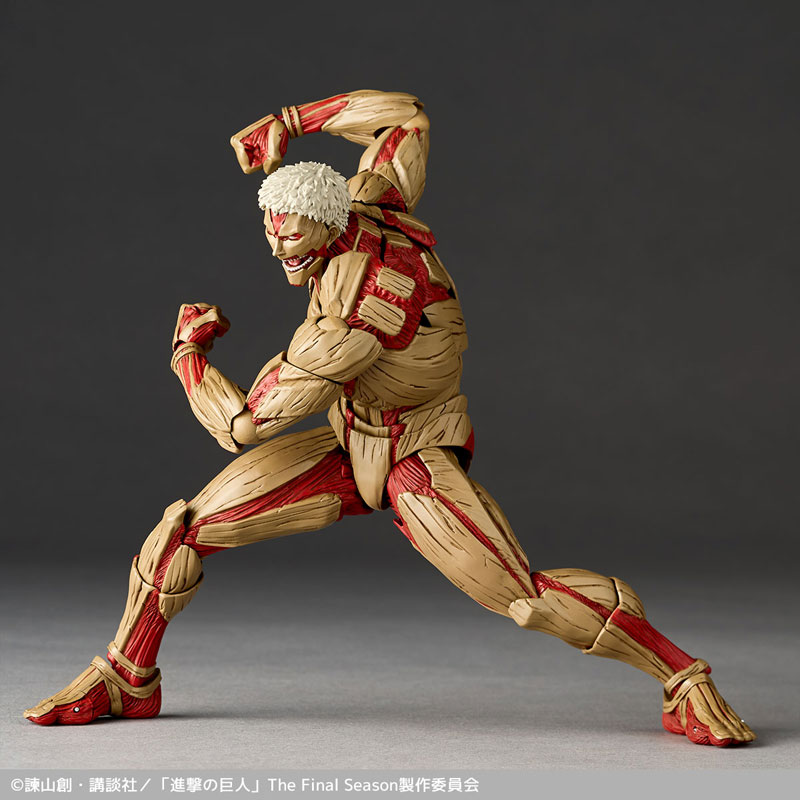Revoltech Amazing Yamaguchi Armored Titan - Attack on Titan