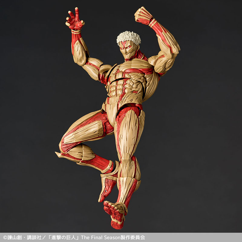 Revoltech Amazing Yamaguchi Armored Titan - Attack on Titan