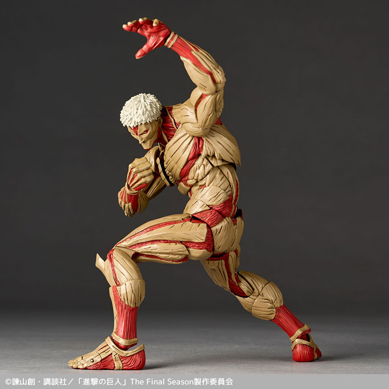 Revoltech Amazing Yamaguchi Armored Titan - Attack on Titan