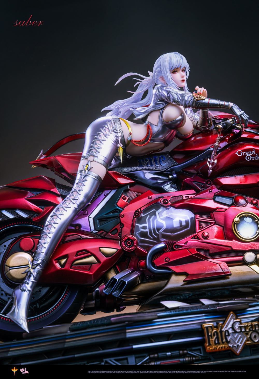 Saber Alter Artria Pendragon Motorcycle [Red Mode] - Fate/Grand Order