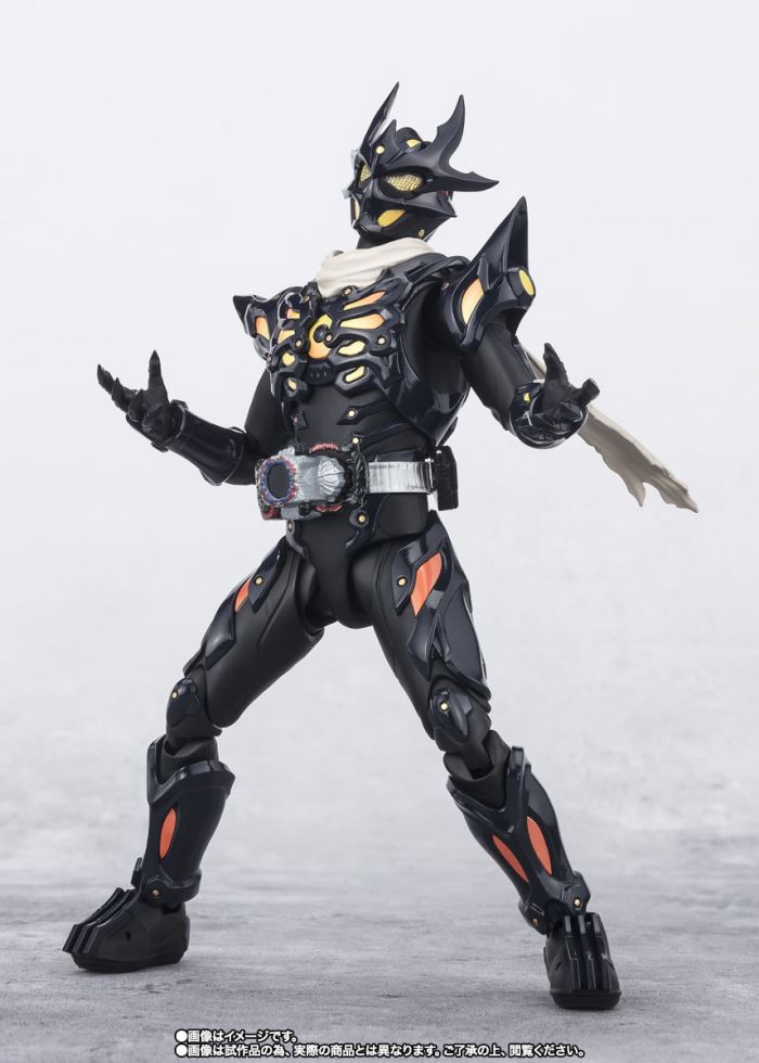 S.H.Figuarts KAMEN RIDER DREAD TYPE ZERO