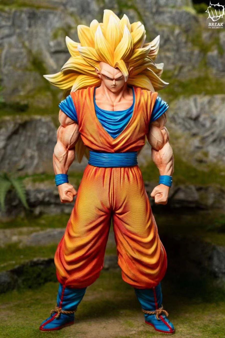 Super Saiyan 3 Son Goku - Dragon Ball