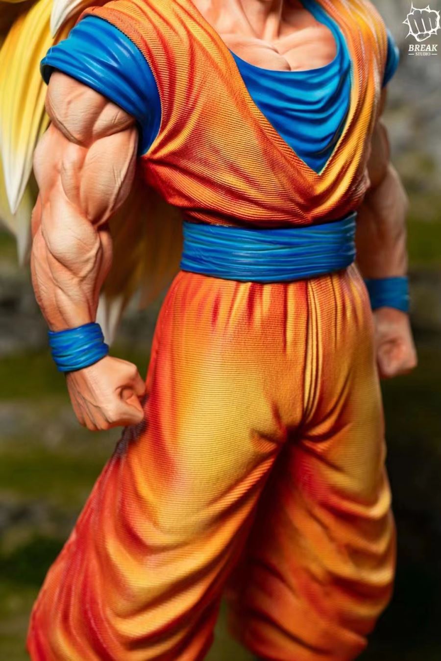 Super Saiyan 3 Son Goku - Dragon Ball