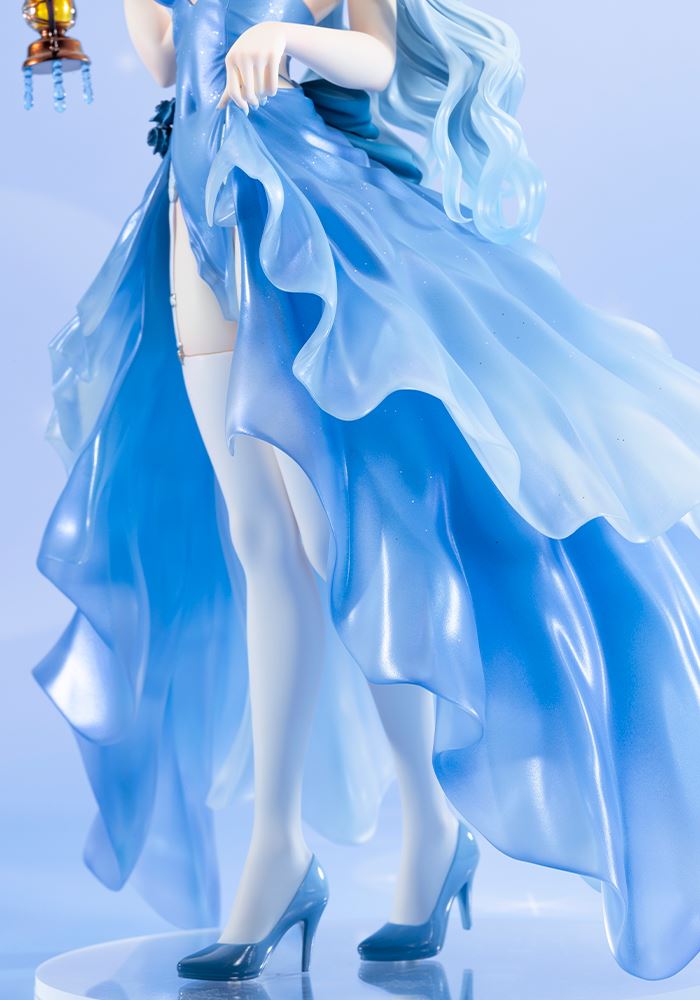 Snowdrop by Sakura Miwabe